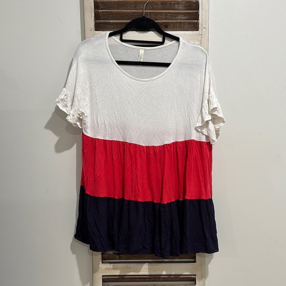 Celeste Relaxed Color-Block Tee White Red Short Sleeve - Picture 1 of 3